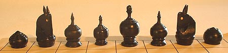 a sample line-up of Thai chessmen